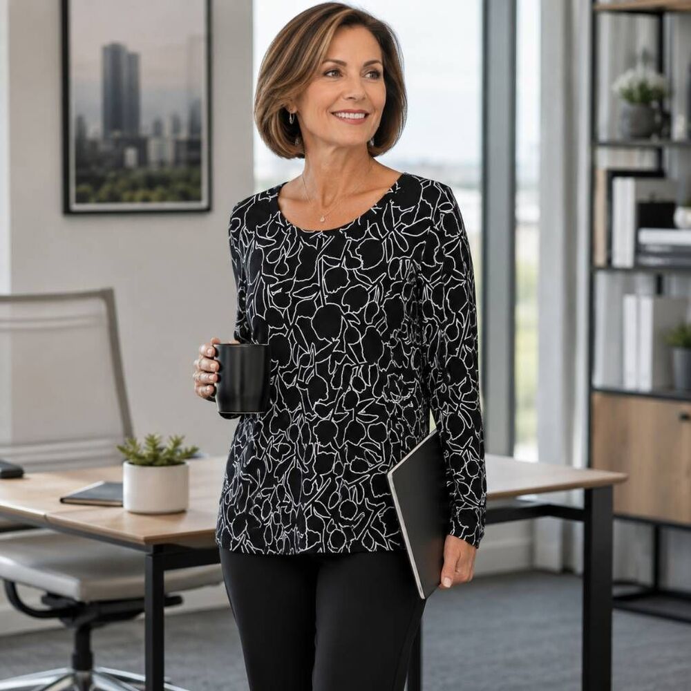 Masai Copenhagen Womens Black White Graphic Floral Jersey Top Medium
